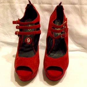 Red platform Heeled Sandal